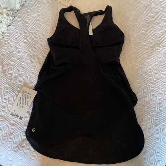 Lululemon Black Tank Top- Twist Around 2in1 Tank - Picture 4 of 6